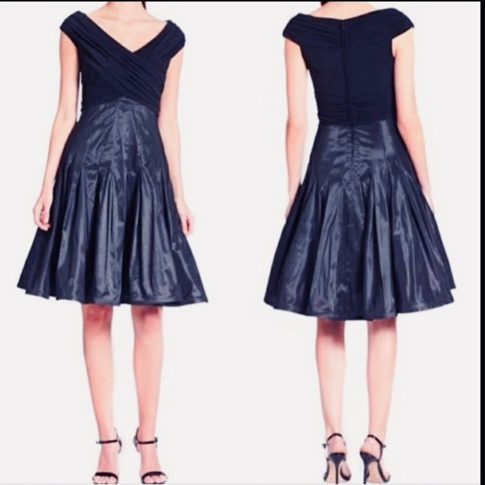 Tadashi Collection 100% Silk Taffeta Skirt, Fit-n-Flare, Navy Blue